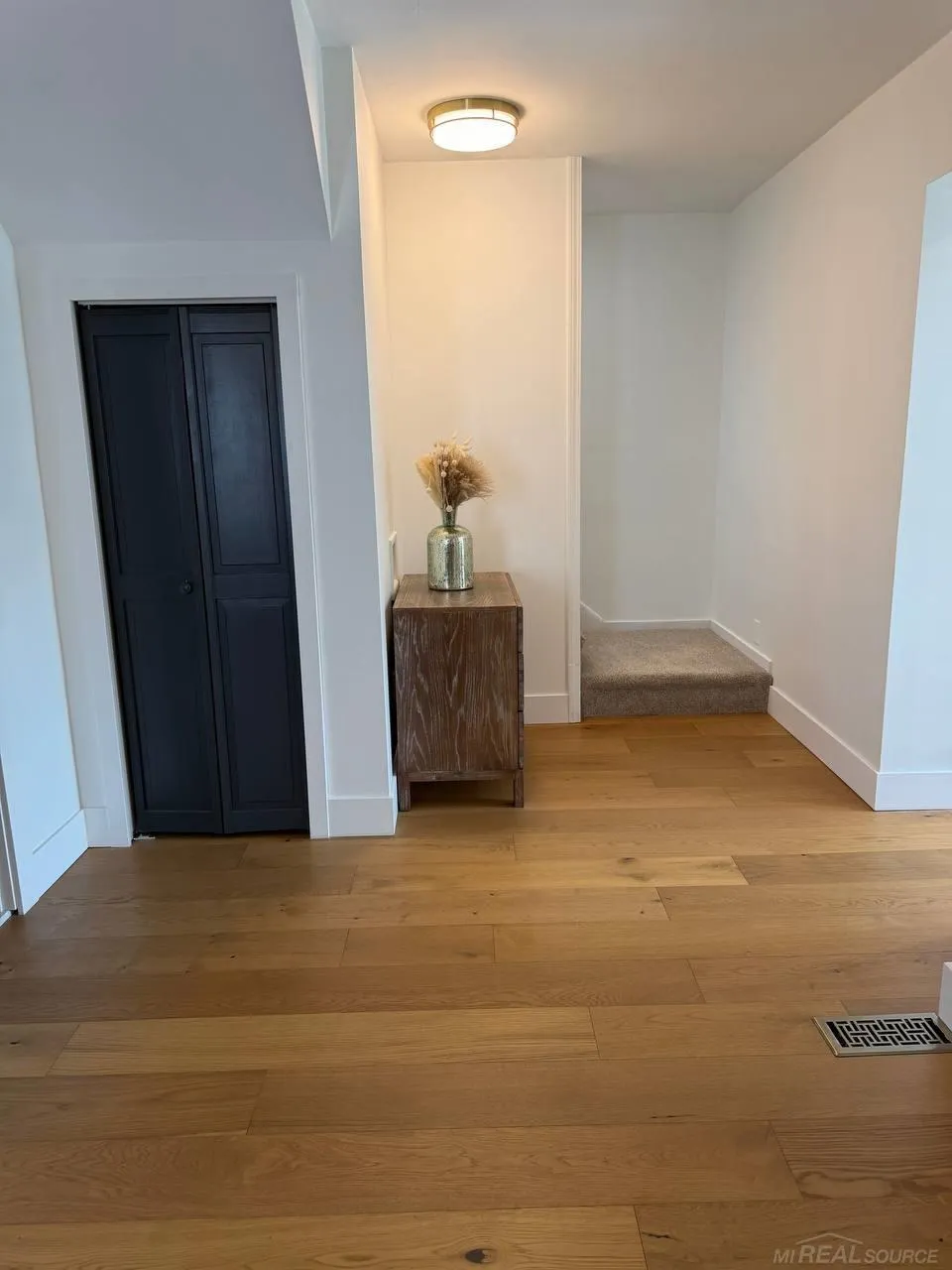 2519 Phillips Avenue Berkley City, MI 48072