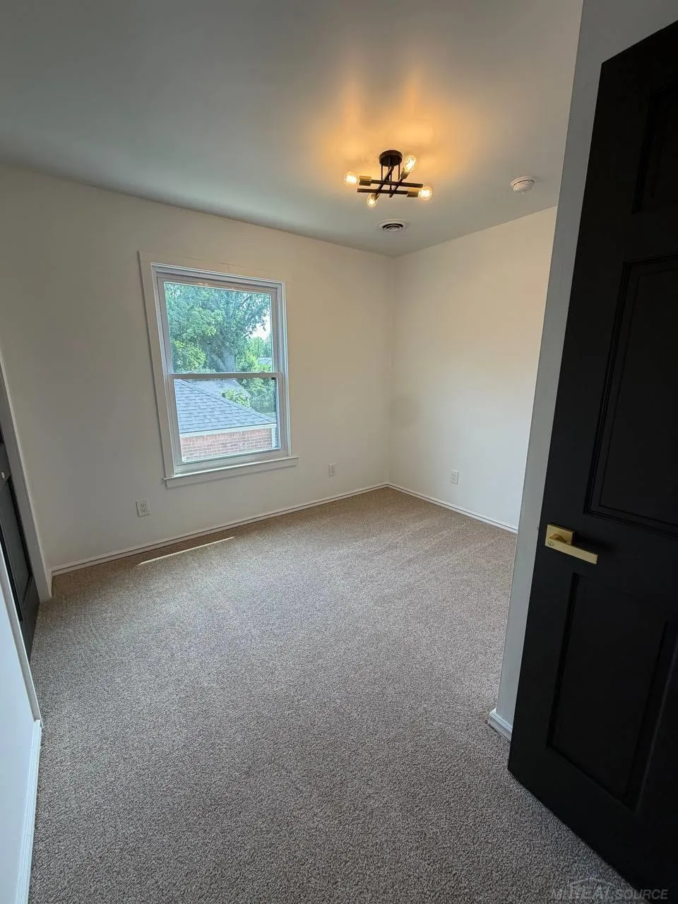2519 Phillips Avenue Berkley City, MI 48072