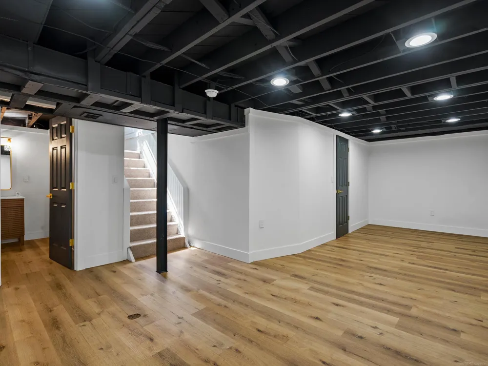2519 Phillips Avenue Berkley City, MI 48072