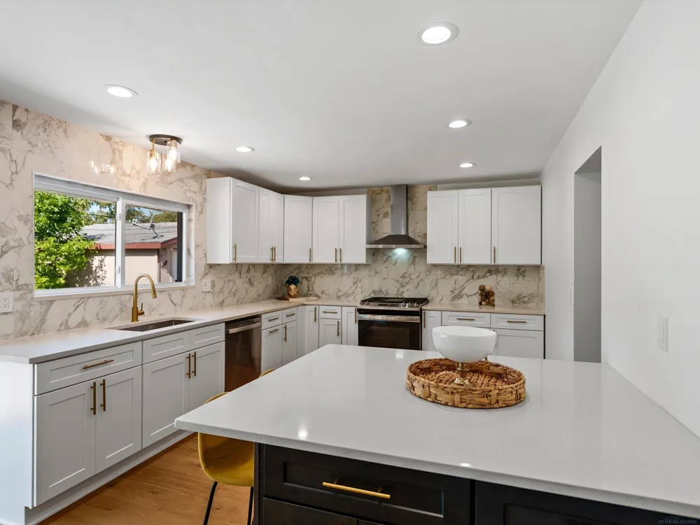 2519 Phillips Avenue Berkley City, MI 48072