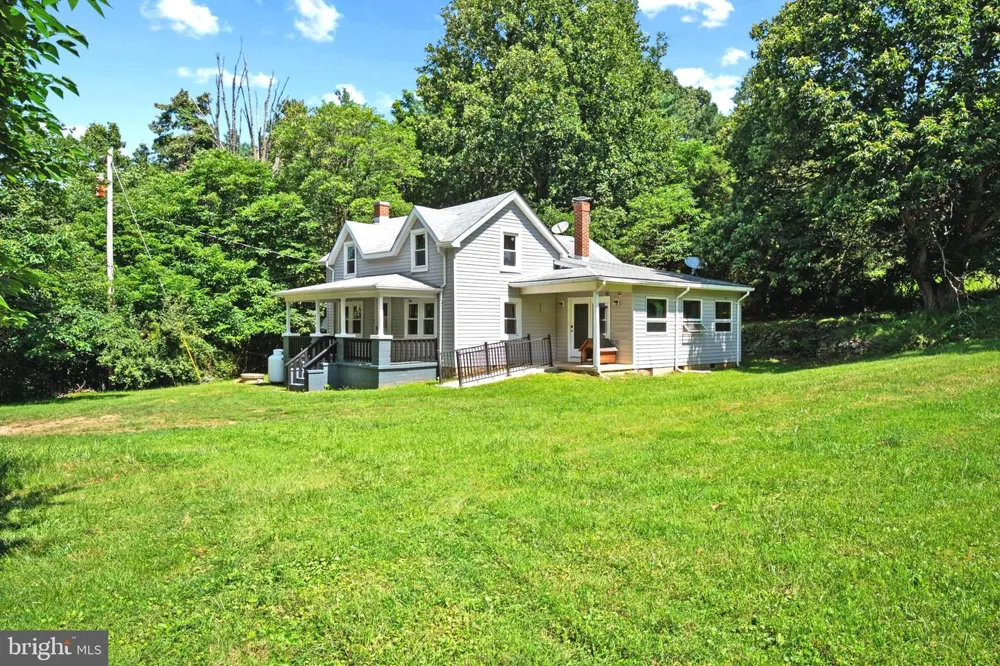 145 WEAKLEY LANE Stanley, VA 22851
