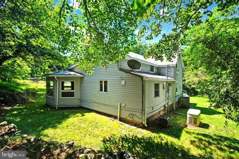145 WEAKLEY LANE Stanley, VA 22851