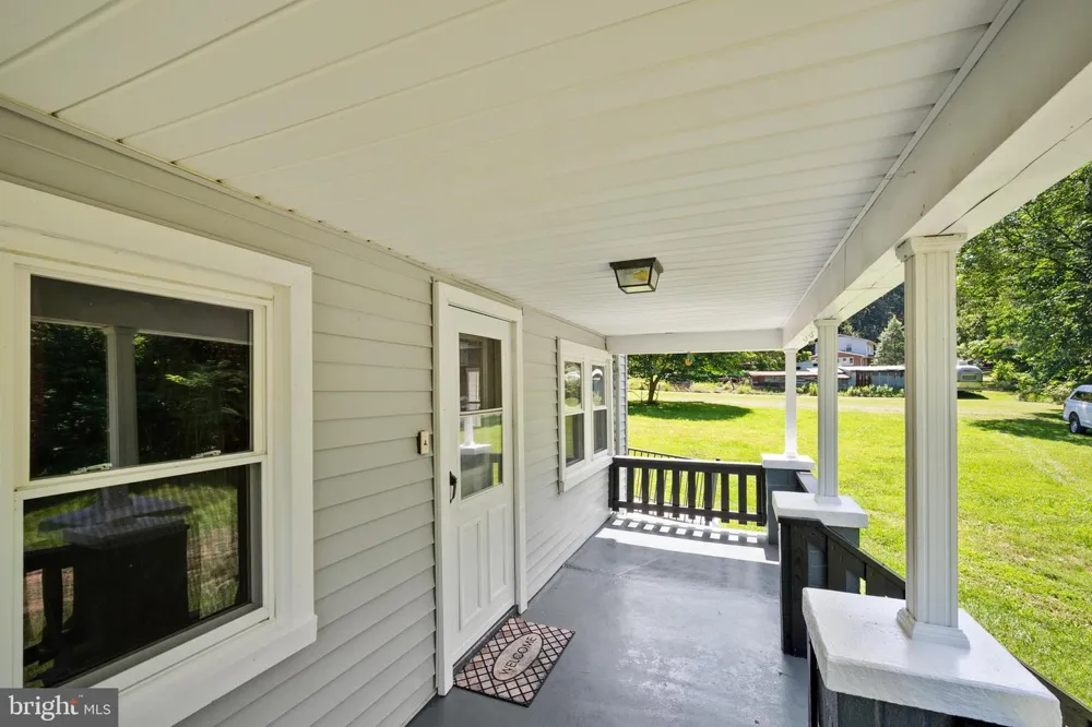 145 WEAKLEY LANE Stanley, VA 22851