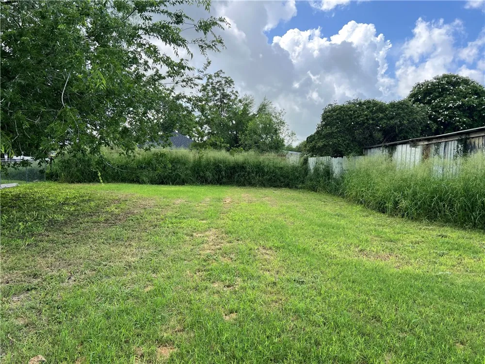 S Sixth Street Mathis, TX 78368