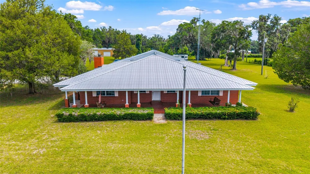 2285 W HIGHWAY 318 Citra, FL 32113
