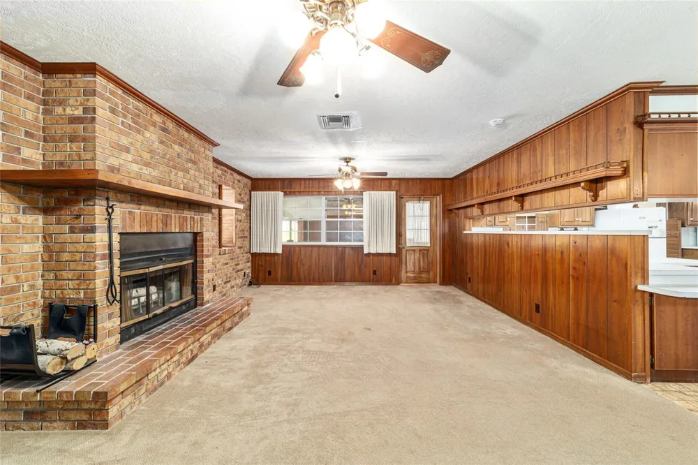 2285 W HIGHWAY 318 Citra, FL 32113