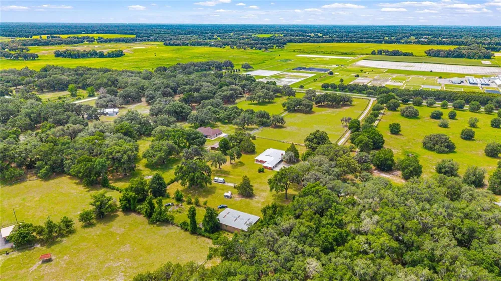 2285 W HIGHWAY 318 Citra, FL 32113