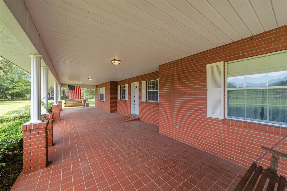 2285 W HIGHWAY 318 Citra, FL 32113