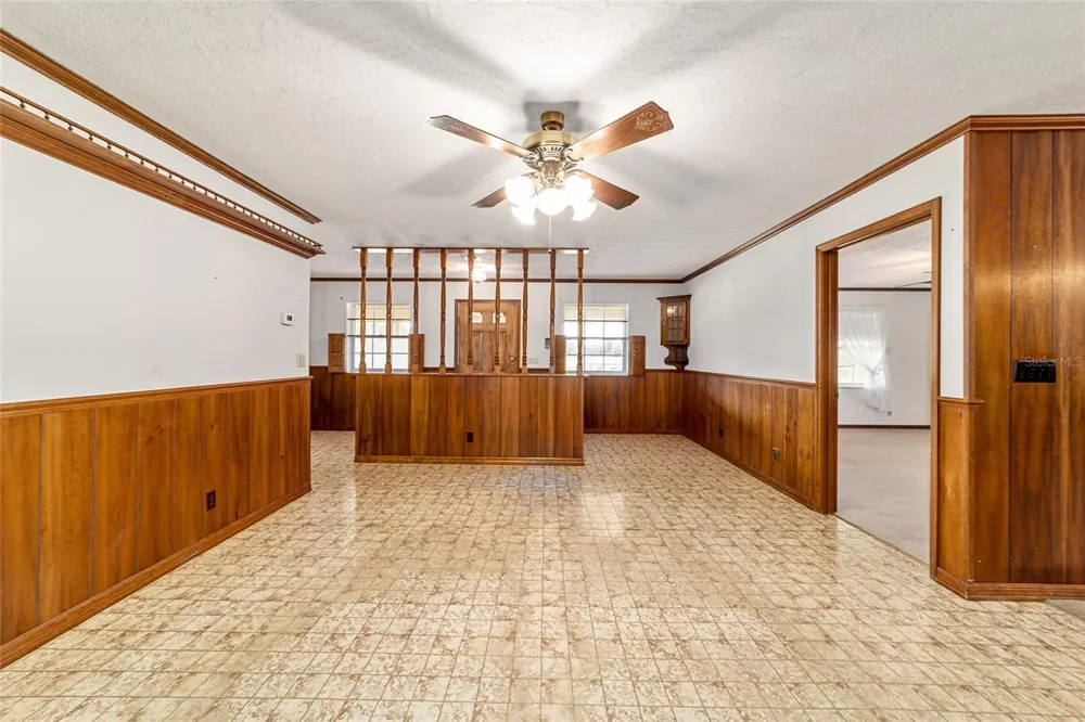 2285 W HIGHWAY 318 Citra, FL 32113