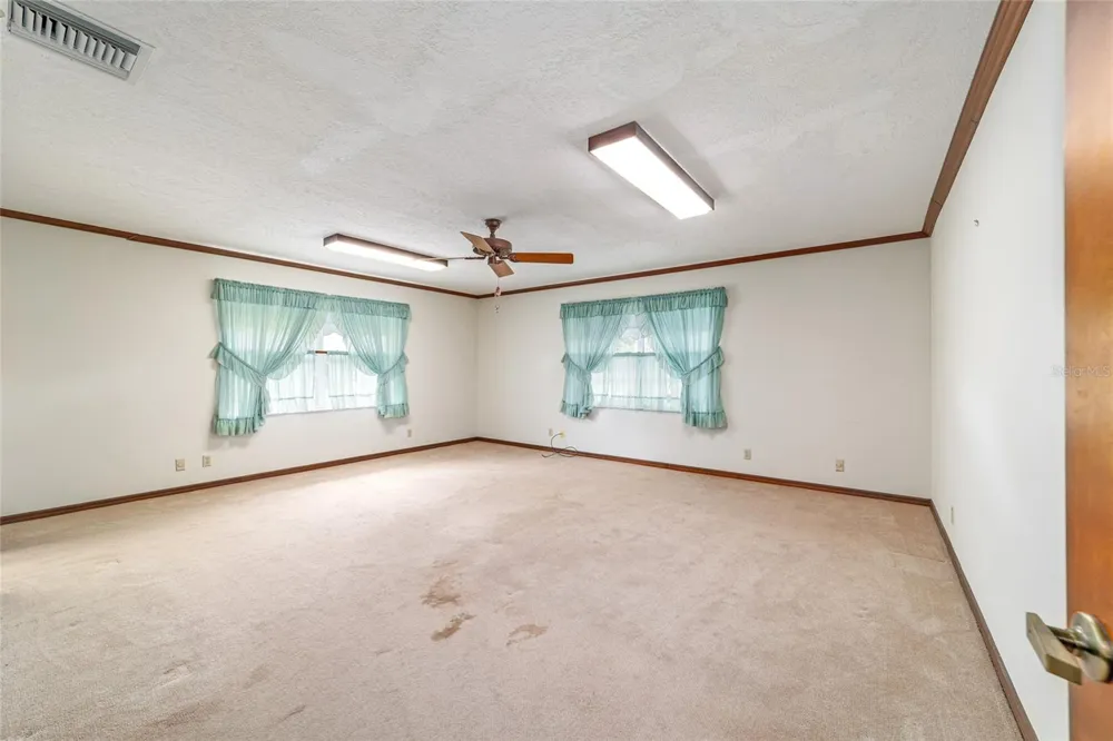 2285 W HIGHWAY 318 Citra, FL 32113