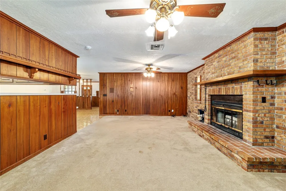 2285 W HIGHWAY 318 Citra, FL 32113