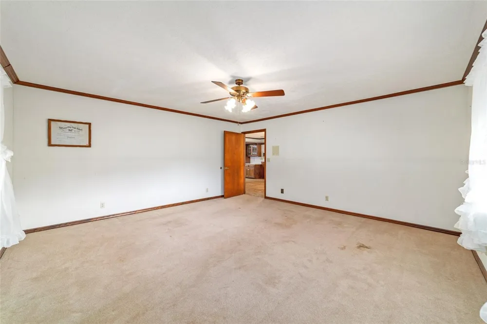 2285 W HIGHWAY 318 Citra, FL 32113