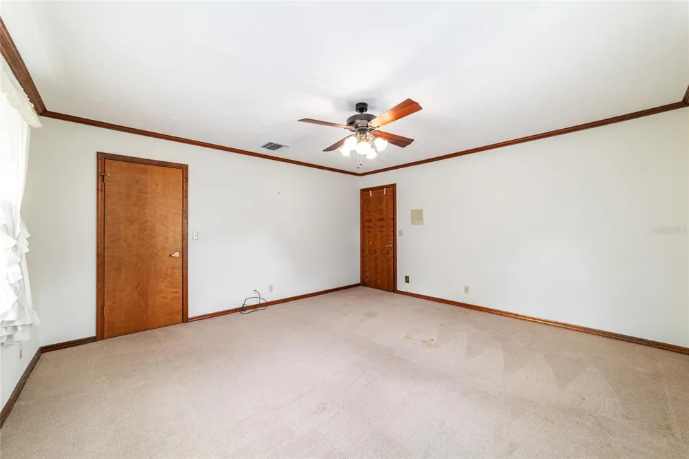 2285 W HIGHWAY 318 Citra, FL 32113