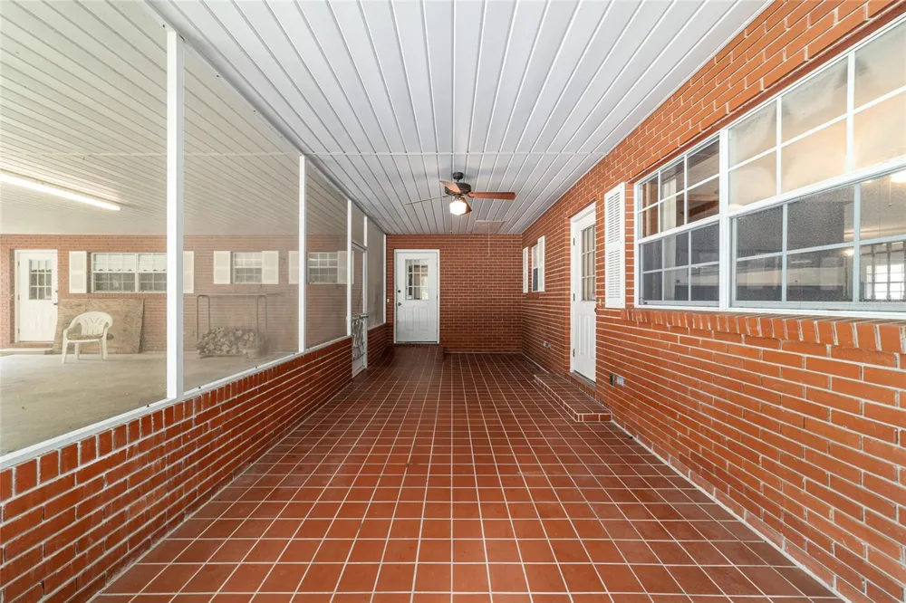 2285 W HIGHWAY 318 Citra, FL 32113