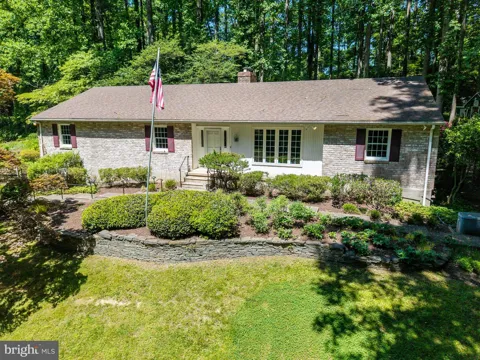 11124 OLD CARRIAGE ROAD