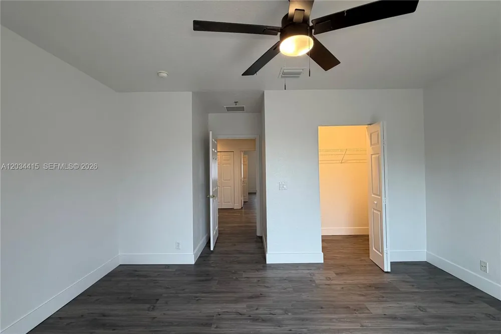4649 SW 75th Way Davie, FL 33314