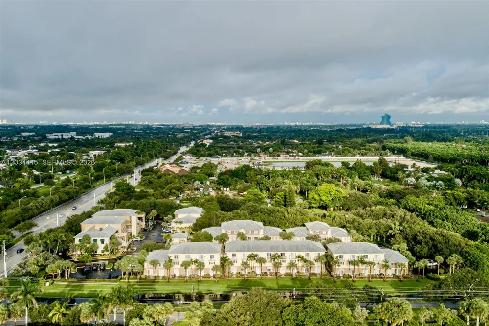 4649 SW 75th Way Davie, FL 33314