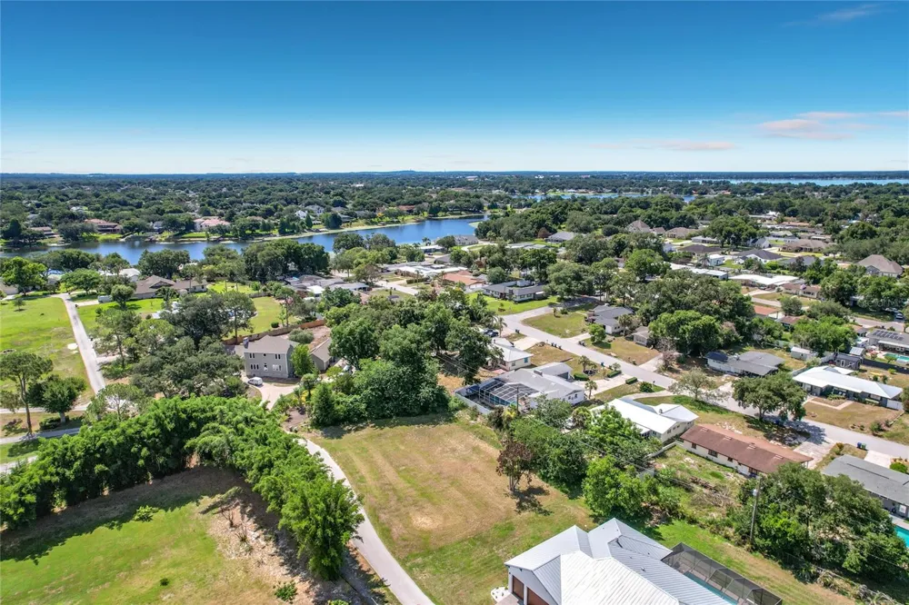 BROGDEN COURT SE Winter Haven, FL 33880