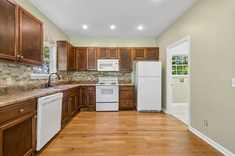 280 Hillside Road Whitwell, TN 37397