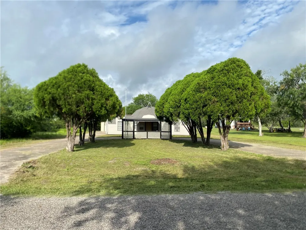 297 Vista Drive Sandia, TX 78383