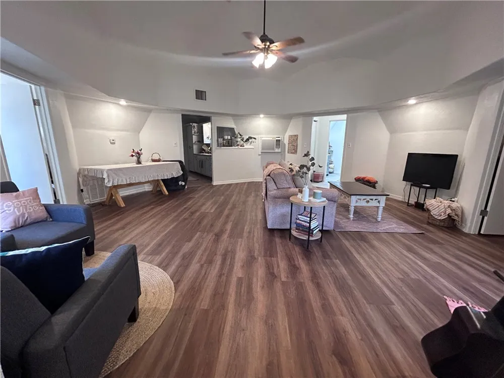 297 Vista Drive Sandia, TX 78383