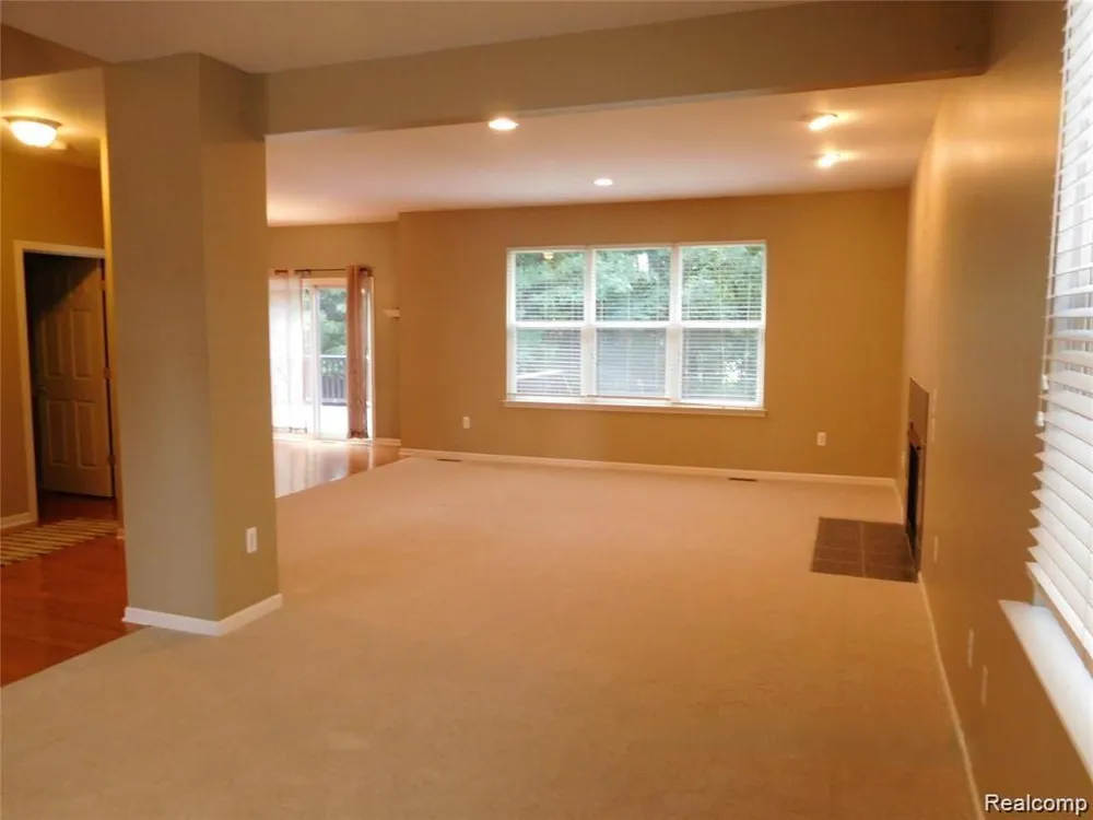 29377 Whistler Drive Novi City, MI 48377