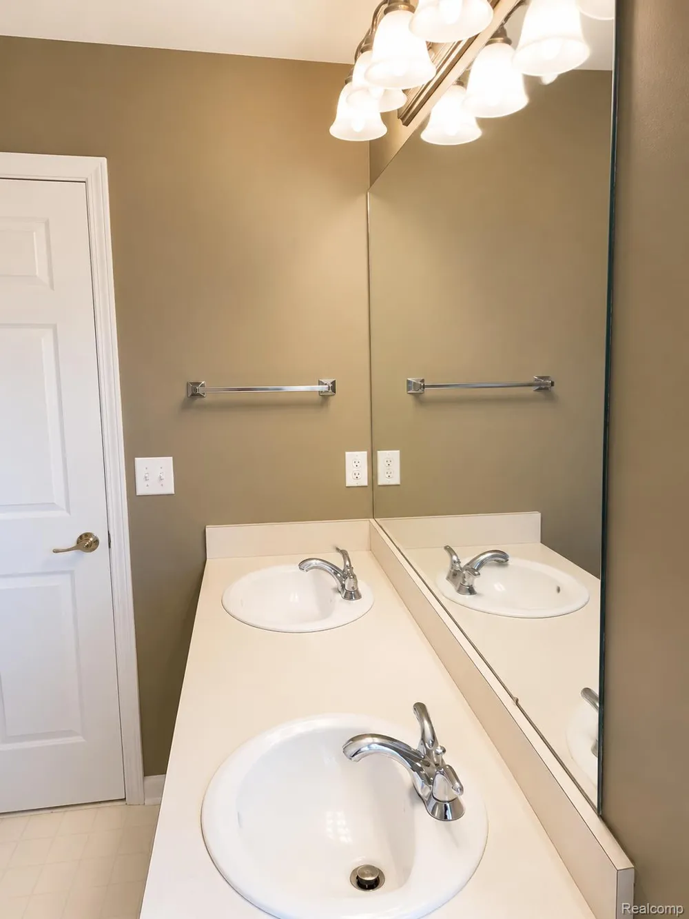 29377 Whistler Drive Novi City, MI 48377