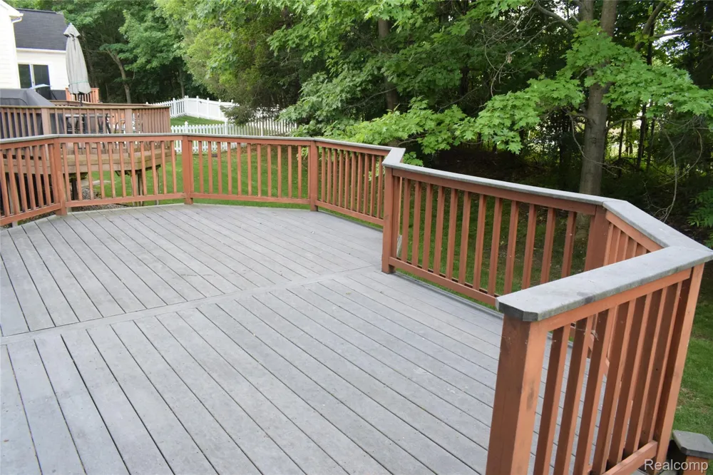 29377 Whistler Drive Novi City, MI 48377