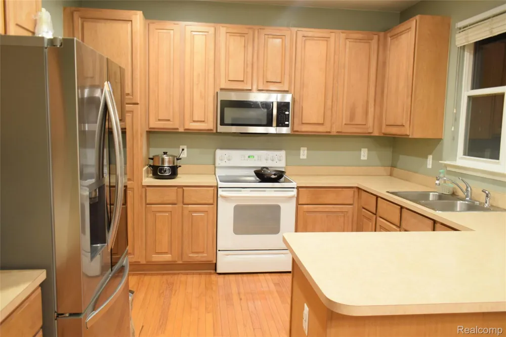 29377 Whistler Drive Novi City, MI 48377