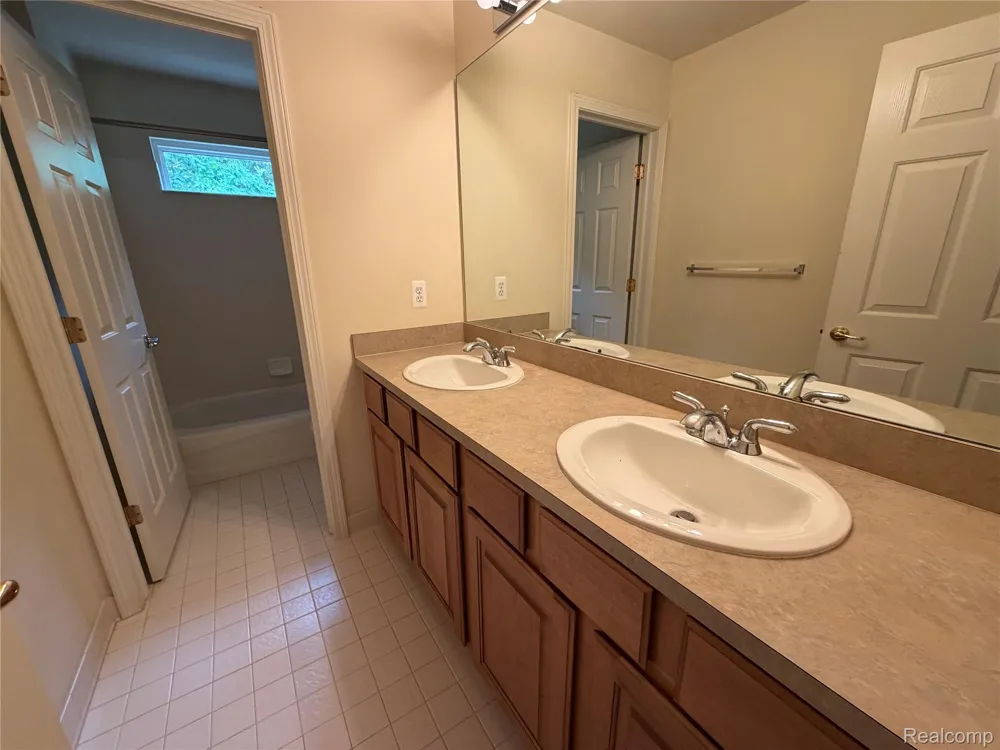 29377 Whistler Drive Novi City, MI 48377