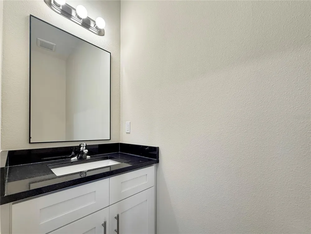 4345 CAMBIO GARDENS COURT Tampa, FL 33610