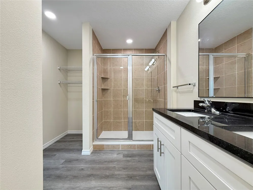 4345 CAMBIO GARDENS COURT Tampa, FL 33610