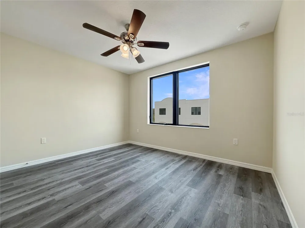 4345 CAMBIO GARDENS COURT Tampa, FL 33610
