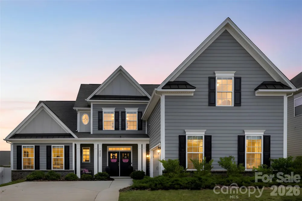 2128 Lapalma Trace Lake Wylie, SC 29710