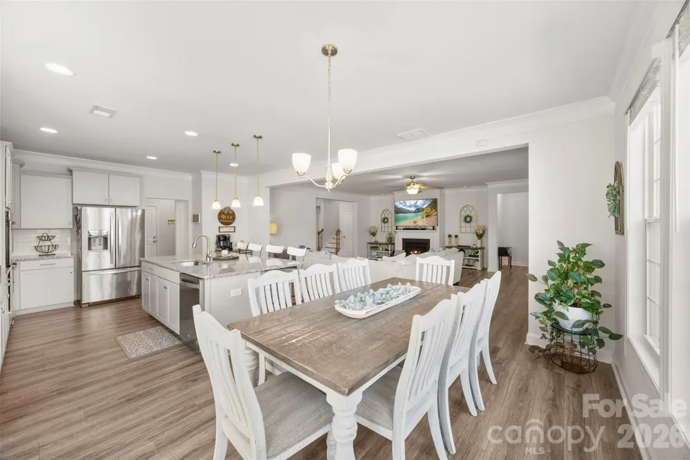 2128 Lapalma Trace Lake Wylie, SC 29710