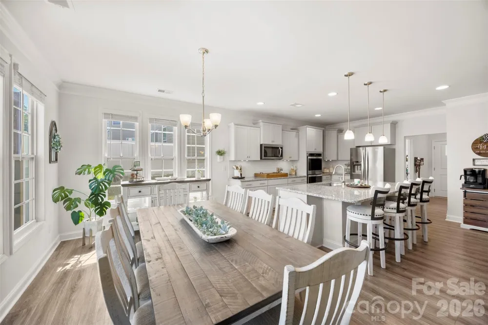 2128 Lapalma Trace Lake Wylie, SC 29710