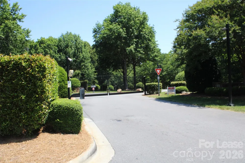 4181 Palm Drive Denver, NC 28037