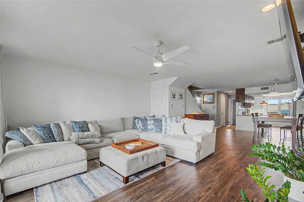3663 Nasa Parkway #502 Seabrook, TX 77586