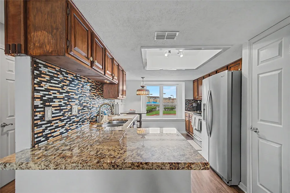 3663 Nasa Parkway #502 Seabrook, TX 77586