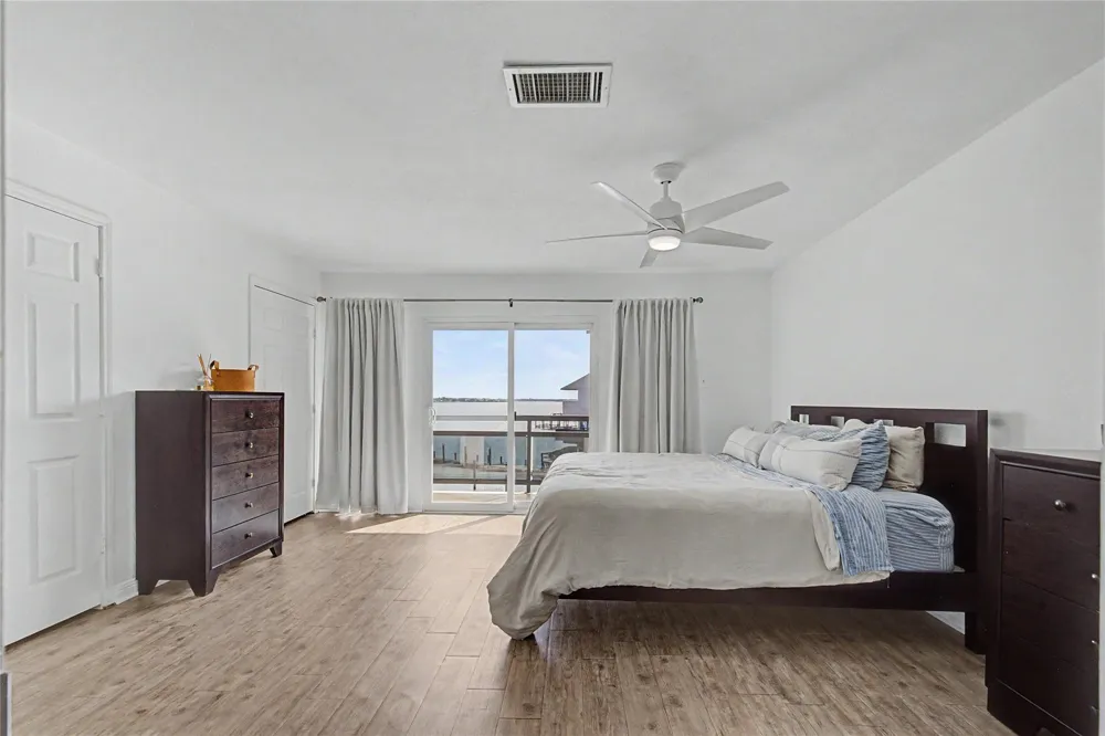 3663 Nasa Parkway #502 Seabrook, TX 77586