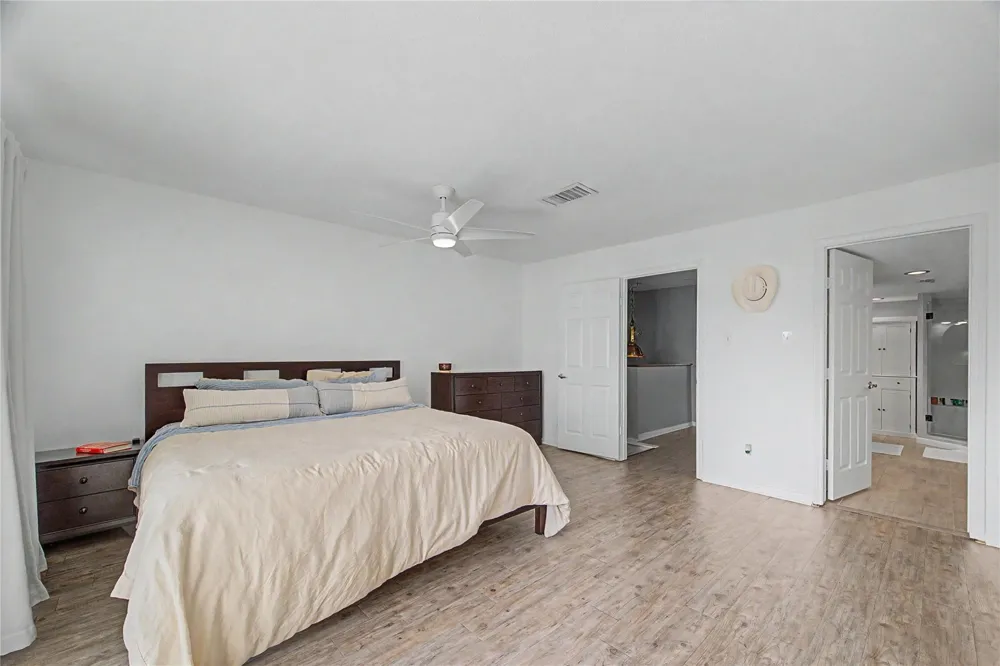 3663 Nasa Parkway #502 Seabrook, TX 77586