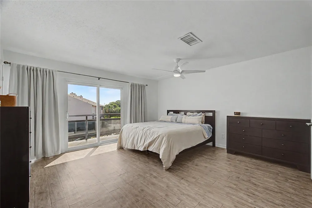 3663 Nasa Parkway #502 Seabrook, TX 77586