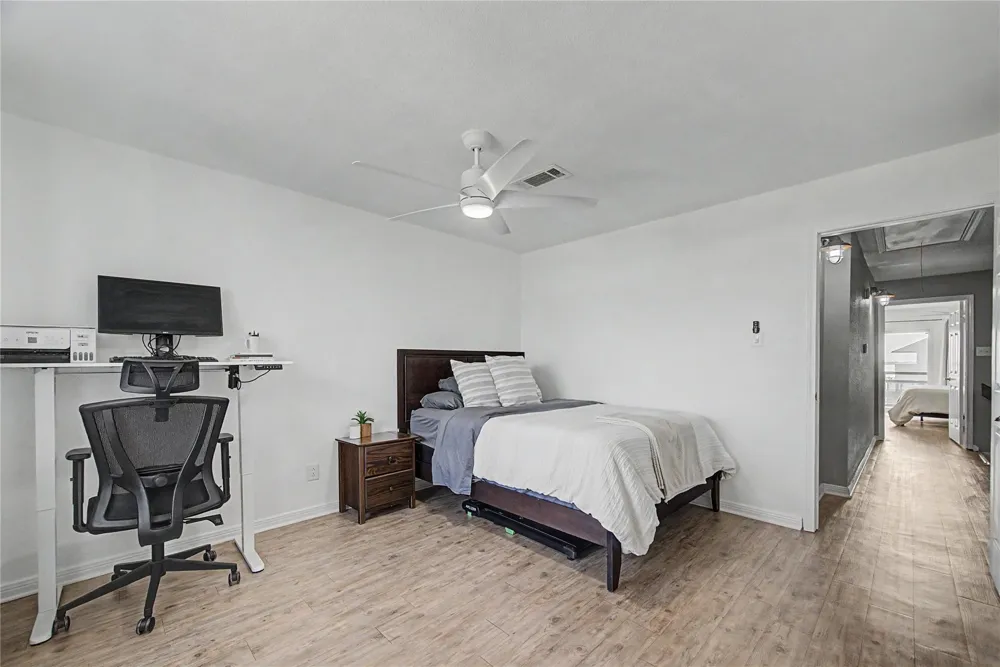 3663 Nasa Parkway #502 Seabrook, TX 77586