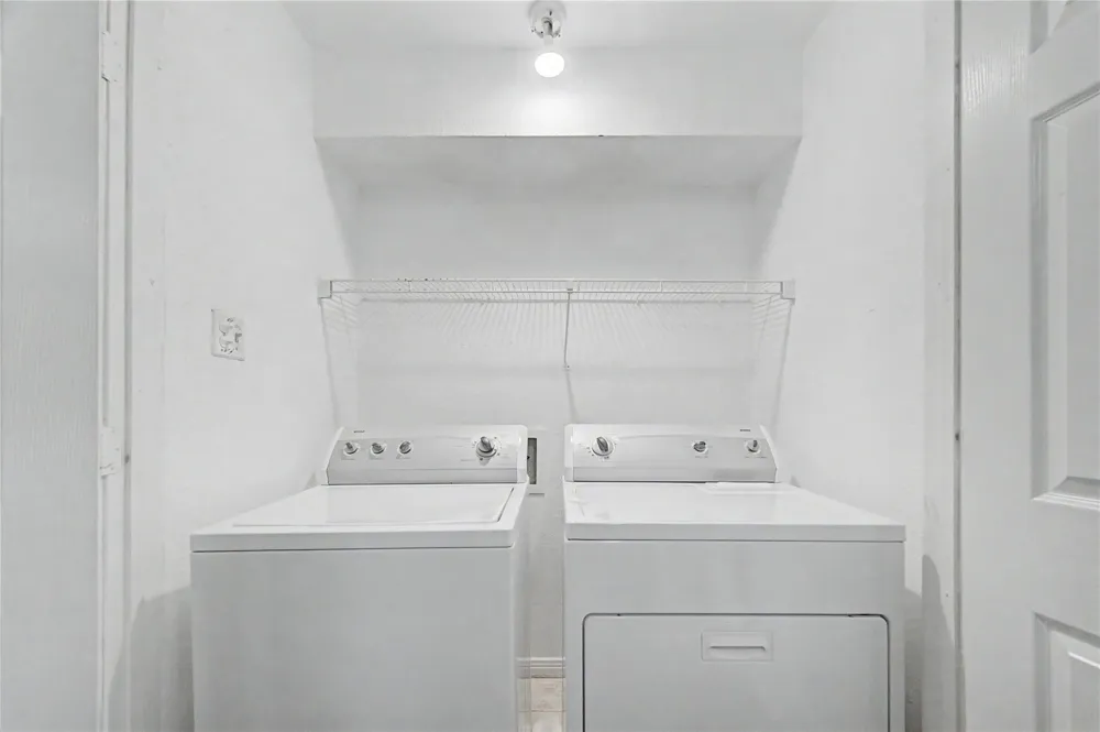 3663 Nasa Parkway #502 Seabrook, TX 77586