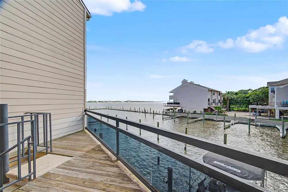 3663 Nasa Parkway #502 Seabrook, TX 77586