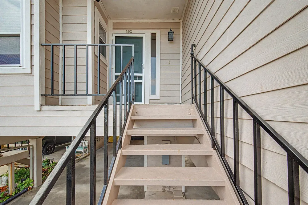 3663 Nasa Parkway #502 Seabrook, TX 77586