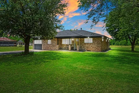 4938 County Road 4410