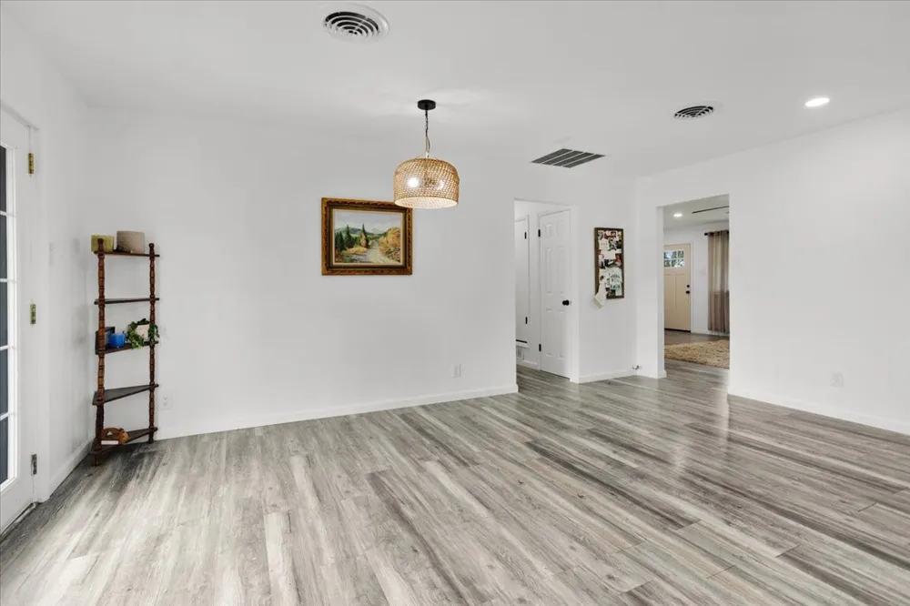 4938 County Road 4410 Commerce, TX 75428
