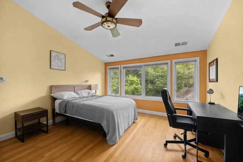 4812 7TH STREET Arlington, VA 22203