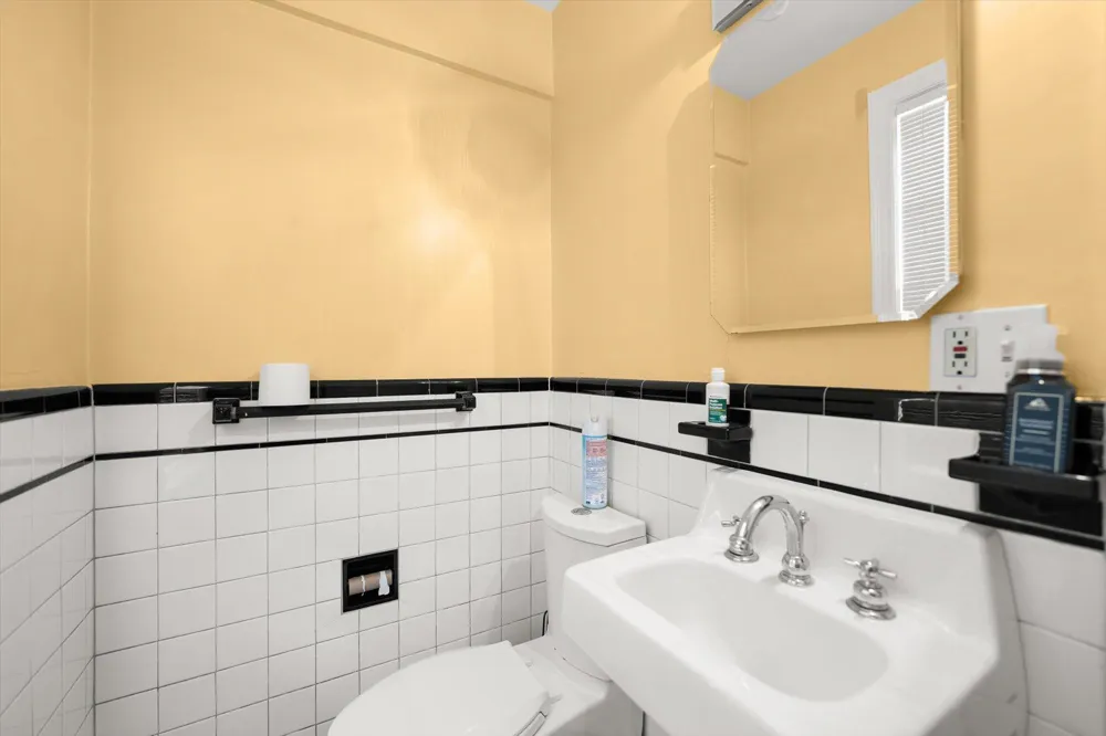 4812 7TH STREET Arlington, VA 22203